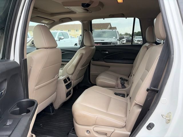 Used 2020 Honda Pilot Touring image 35