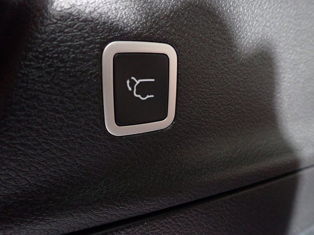 New 2026 Chrysler Pacifica Pinnacle image 21