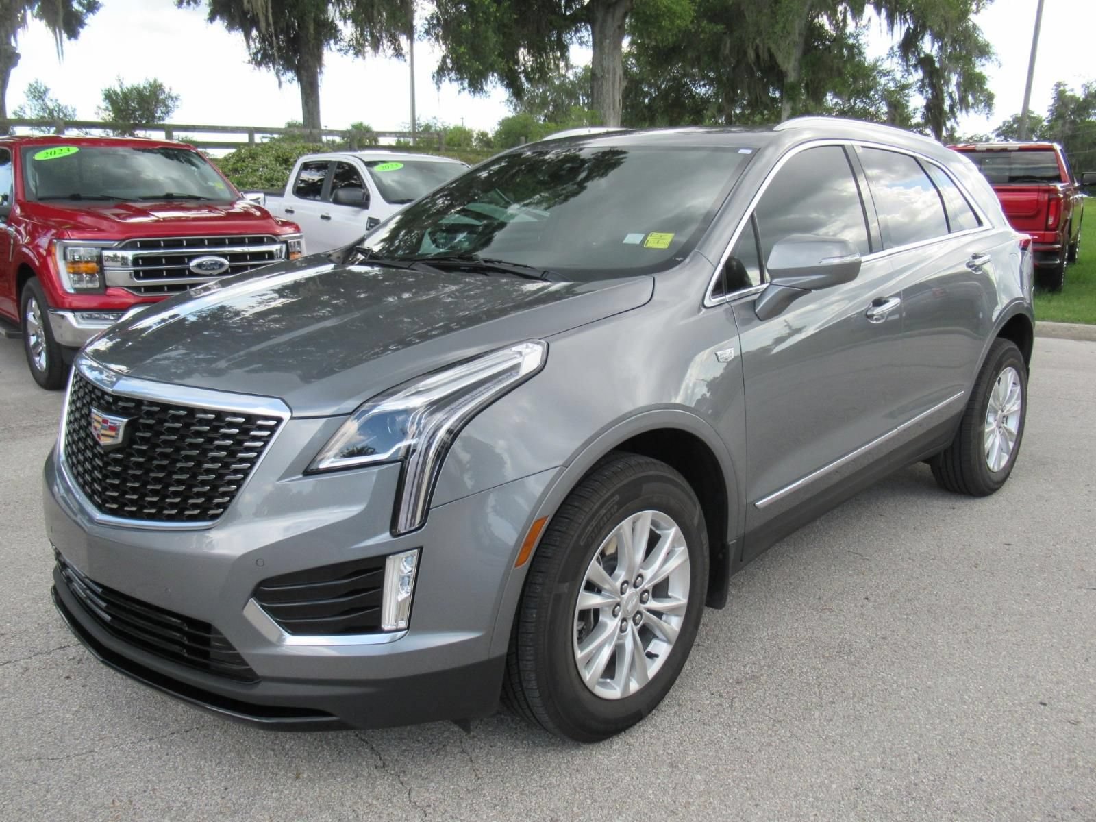 Used 2022 Cadillac XT5 Luxury AWD/4WD image 3