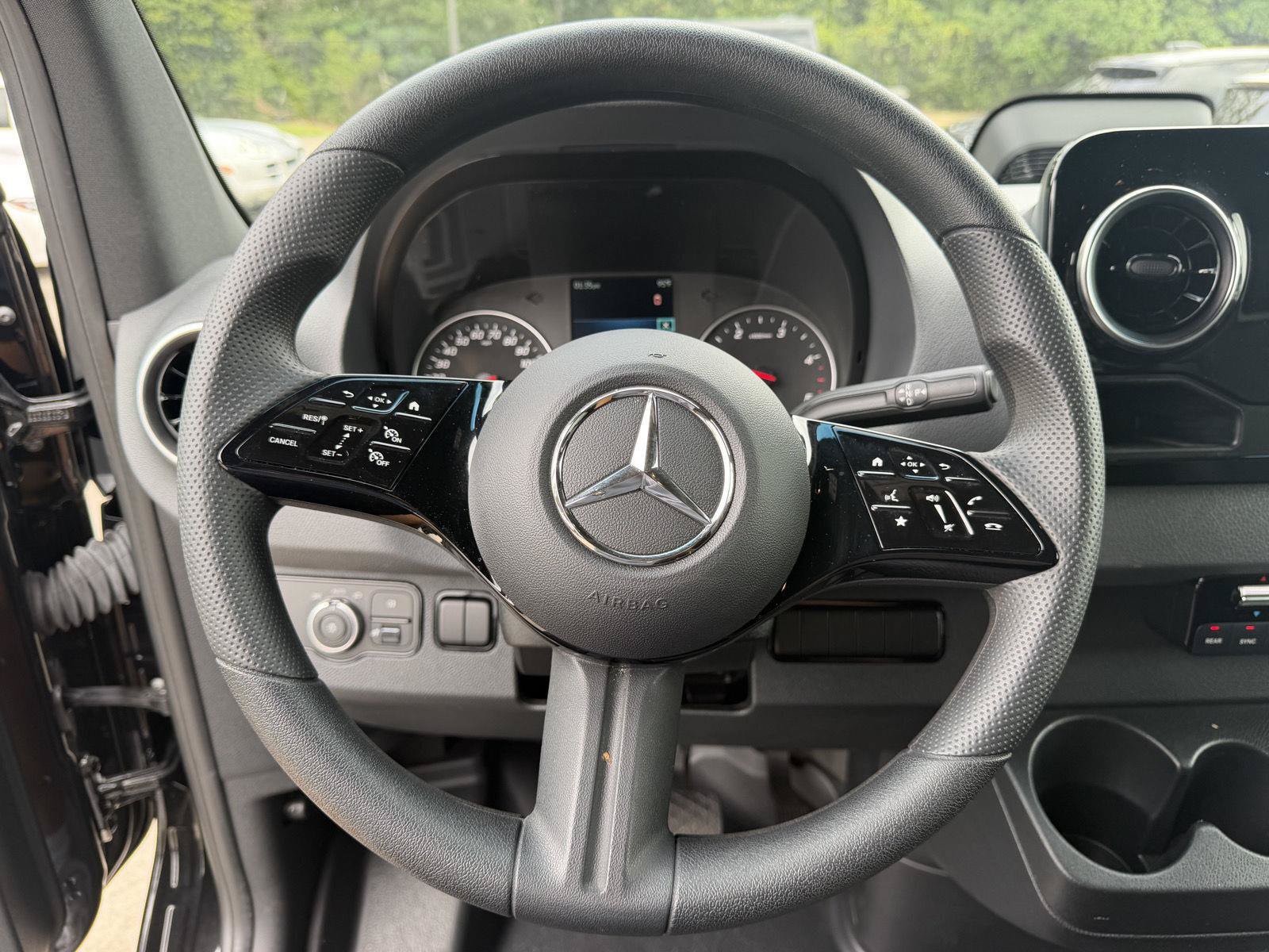 Certified 2025 Mercedes-Benz Sprinter 2500 image 9
