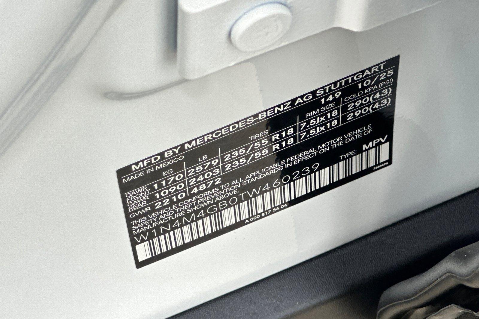 New 2026 Mercedes-Benz GLB 250 image 36