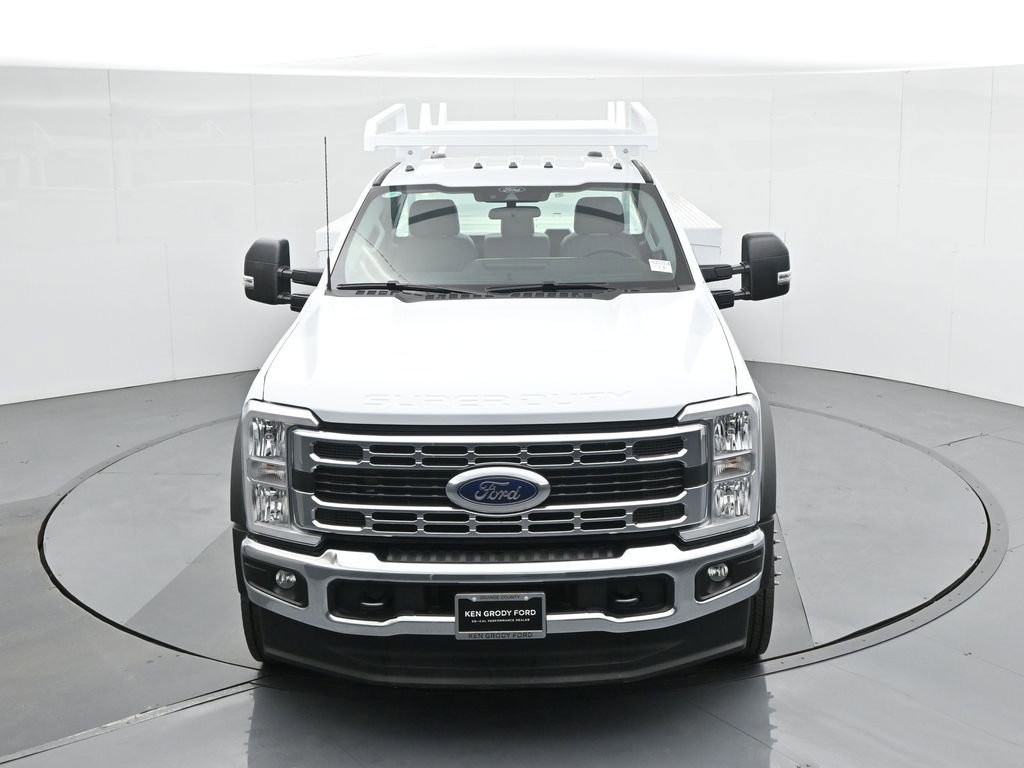 New 2025 Ford F450 XL w/ XL Chrome Package image 49