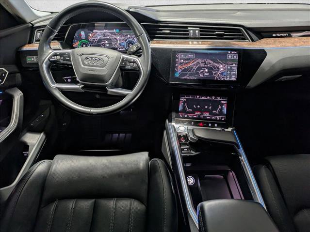 Used 2019 Audi e-tron Prestige image 23