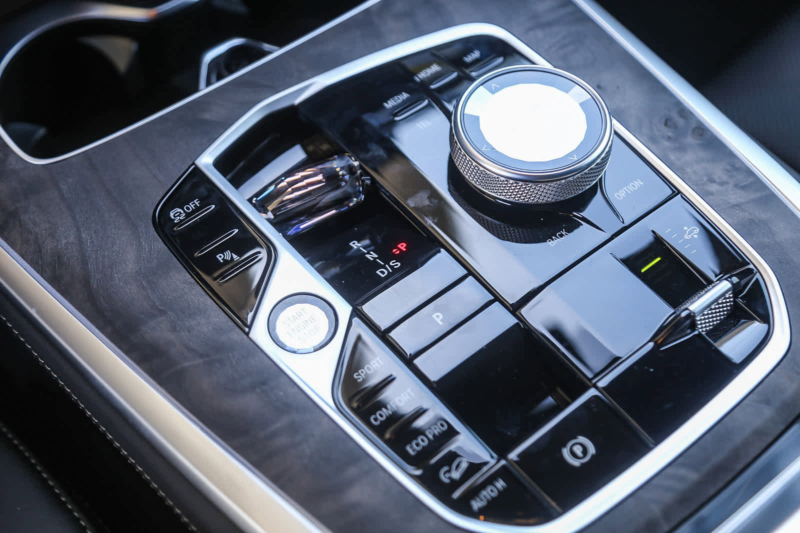 New 2026 BMW X7 xDrive40i w/ M Sport Package image 16