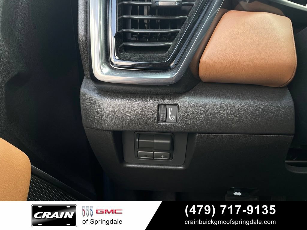 New 2026 GMC Canyon AT4 w/ Technology Plus Package AWD/4WD image 13
