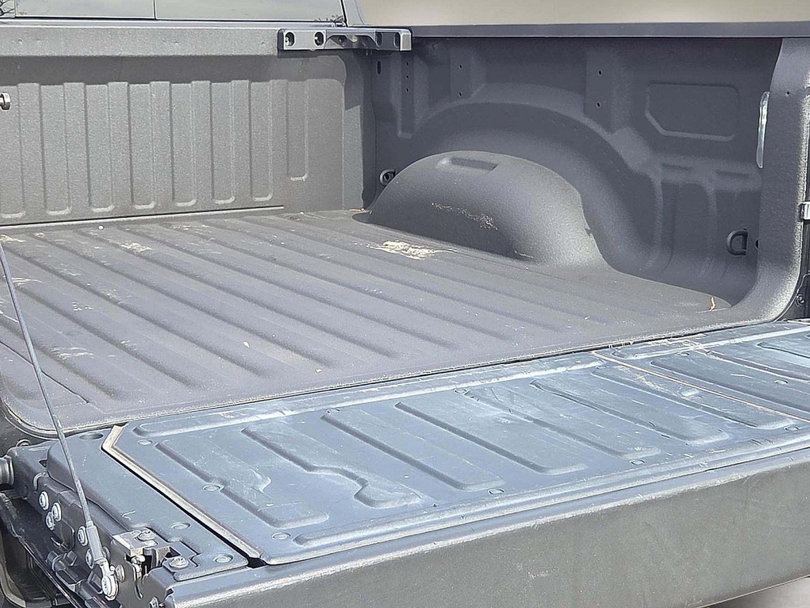 Used 2020 RAM 1500 Limited image 9