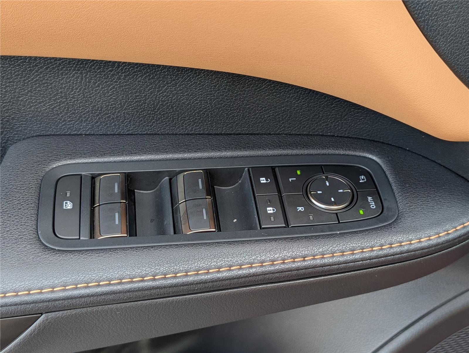 Used 2025 Lexus RX 350 Premium w/ Convenience Package image 20