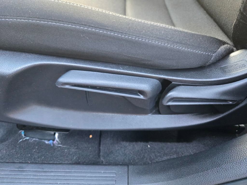Used 2023 Honda CR-V LX image 13