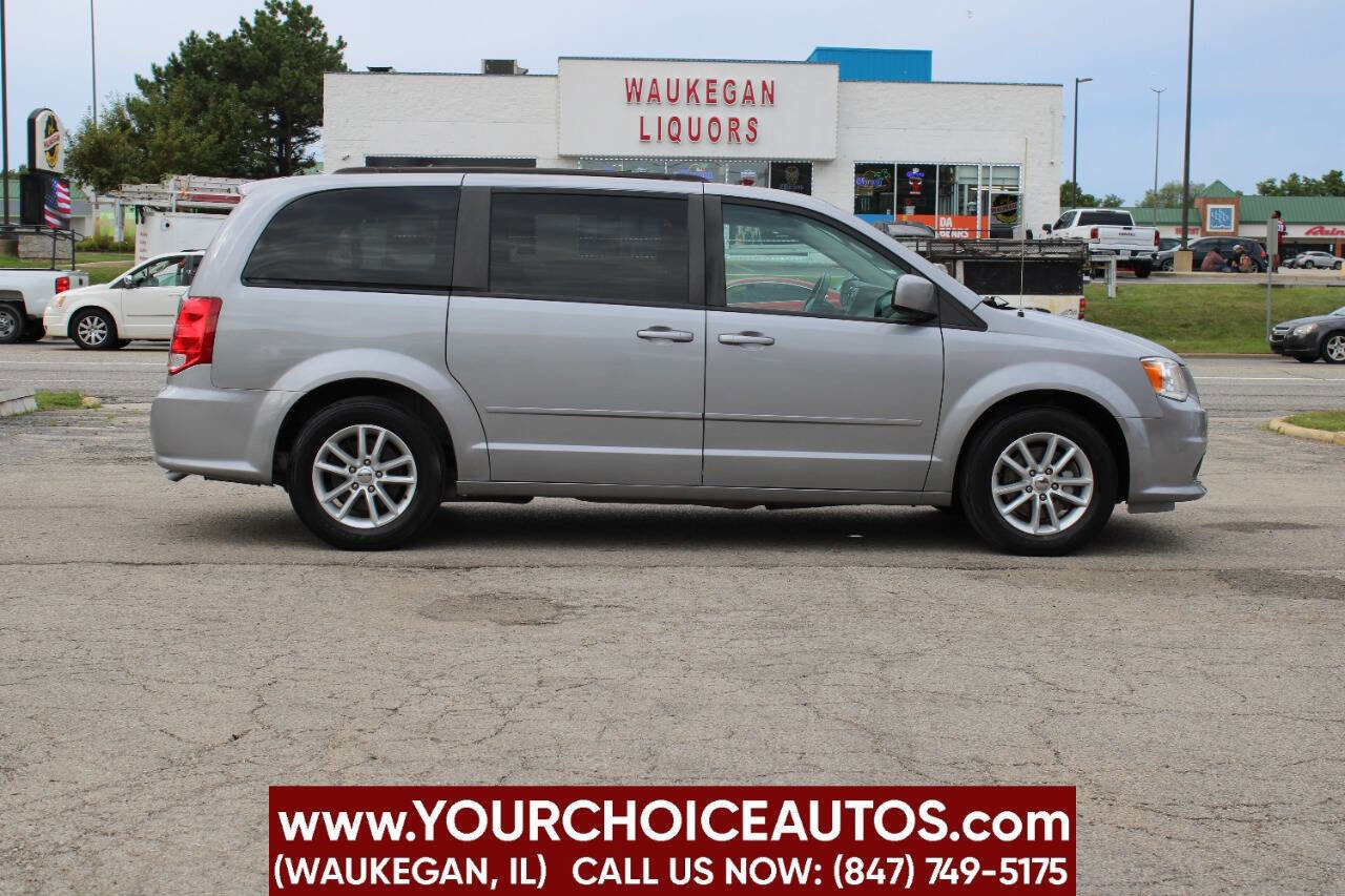 Used 2015 Dodge Grand Caravan SXT image 4