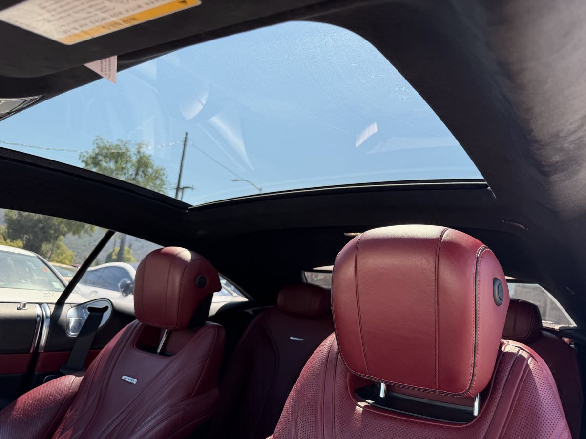 Used 2015 Mercedes-Benz S 63 AMG 4MATIC Coupe image 21