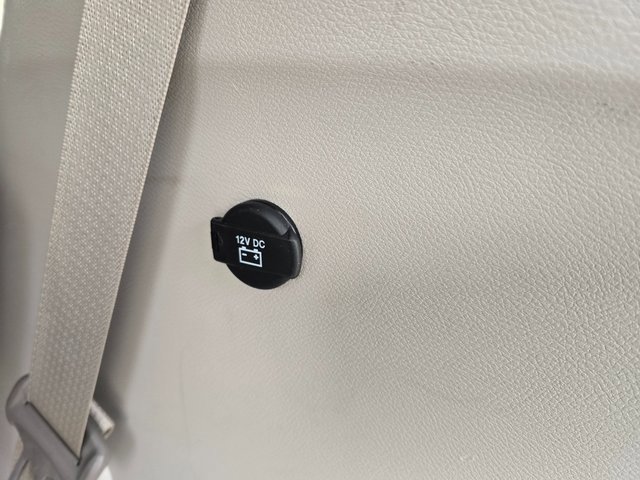 Used 2021 Chrysler Pacifica Touring image 40