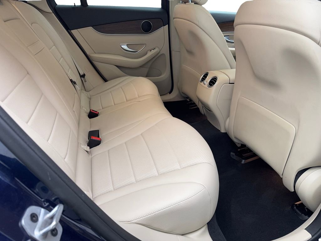 Used 2022 Mercedes-Benz GLC 300 4MATIC image 38