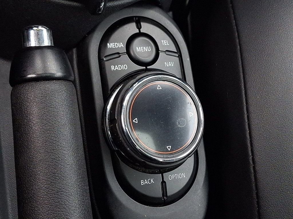 Used 2014 MINI Cooper S image 25