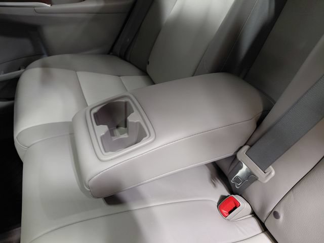 Used 2012 Toyota Camry XLE FWD image 39