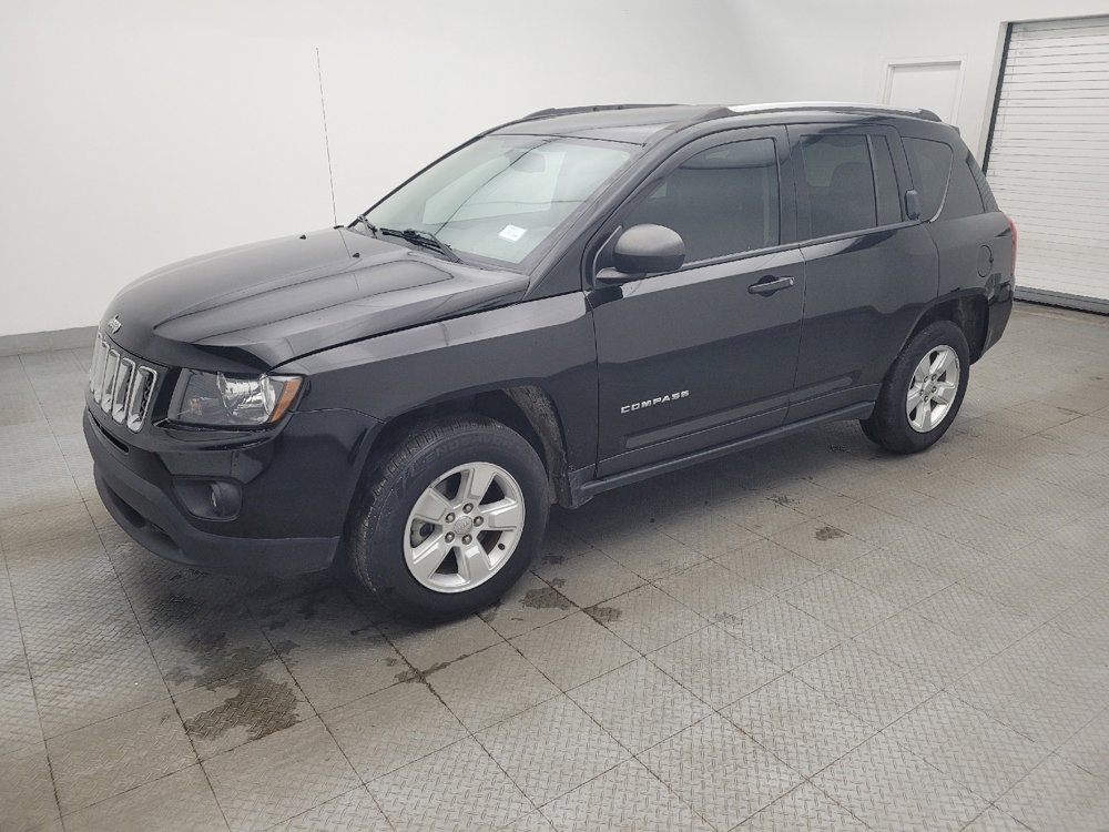 Used 2017 Jeep Compass Sport w/ Power Value Group FWD image 2