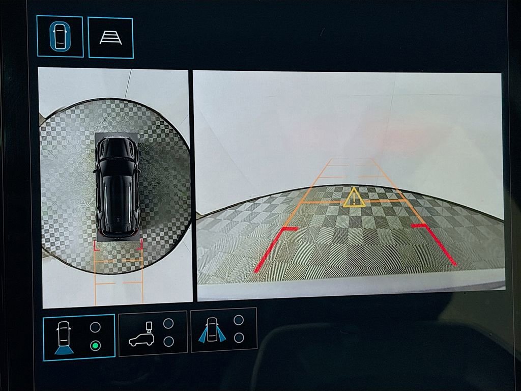 New 2026 GMC Terrain Denali w/ LPO, Floor Liner Package image 14