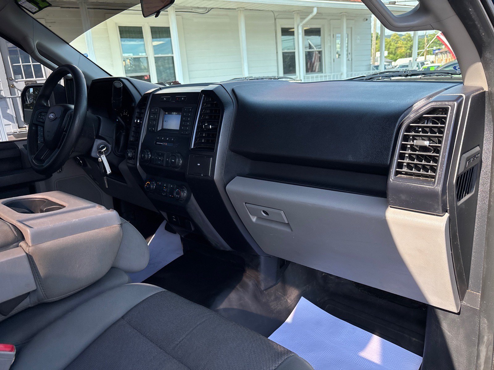 Used 2019 Ford F150 XL w/ Equipment Group 101A Mid AWD/4WD image 32