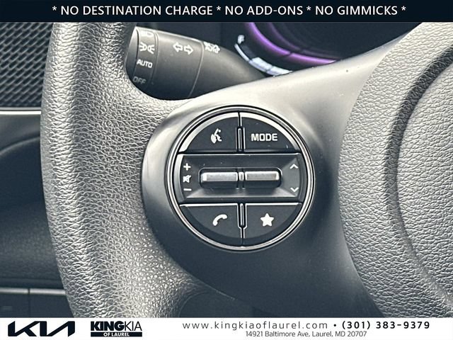 Used 2024 Kia Soul LX w/ Option Group 015 FWD image 10