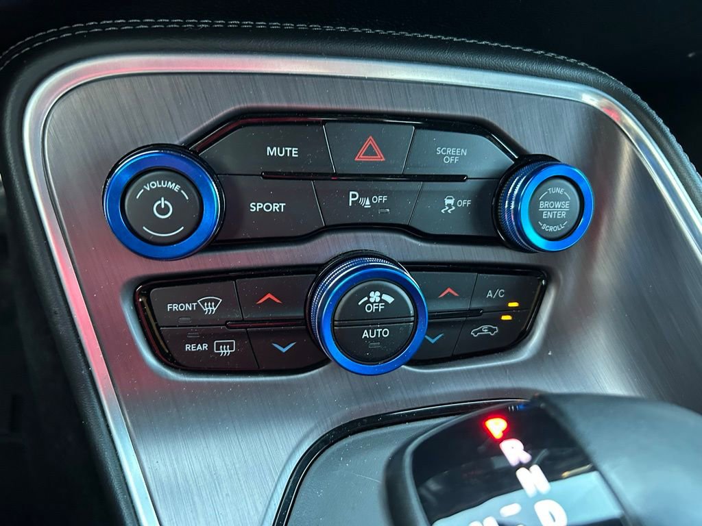 Used 2017 Dodge Challenger R/T Plus image 25