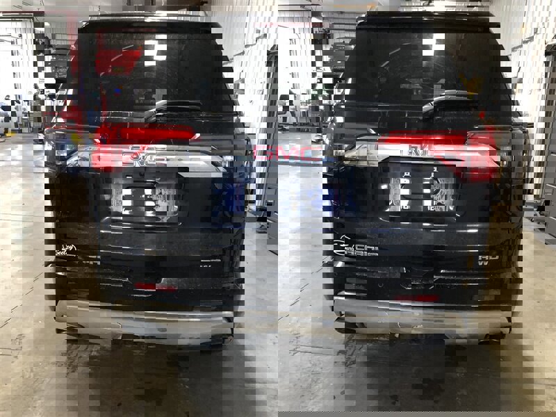 Used 2017 GMC Acadia Denali w/ Technology Package image 7