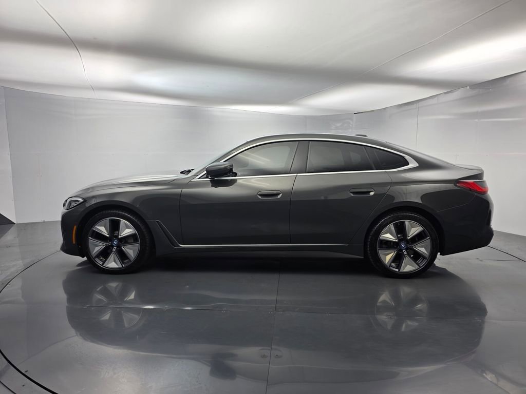 Used 2024 BMW i4 eDrive35 w/ Convenience Package image 7