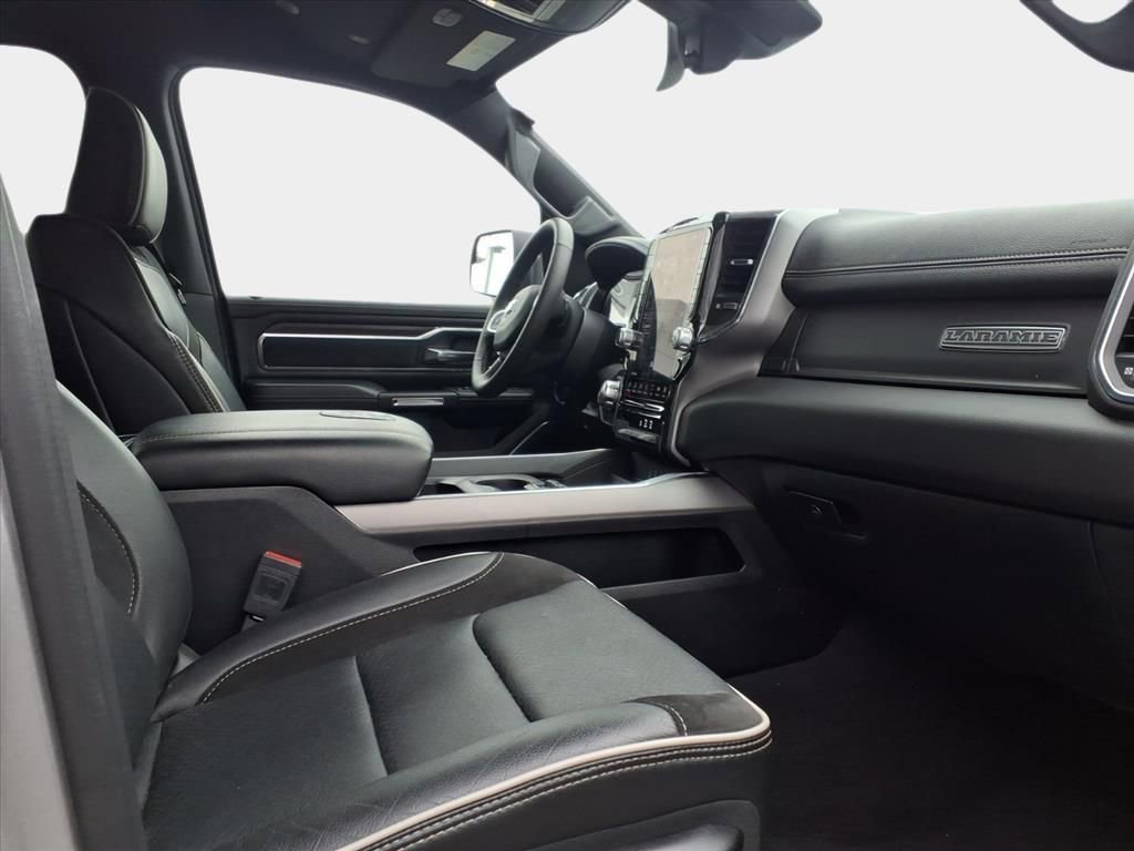 Used 2025 RAM 1500 Laramie w/ Sport Appearance Package image 16