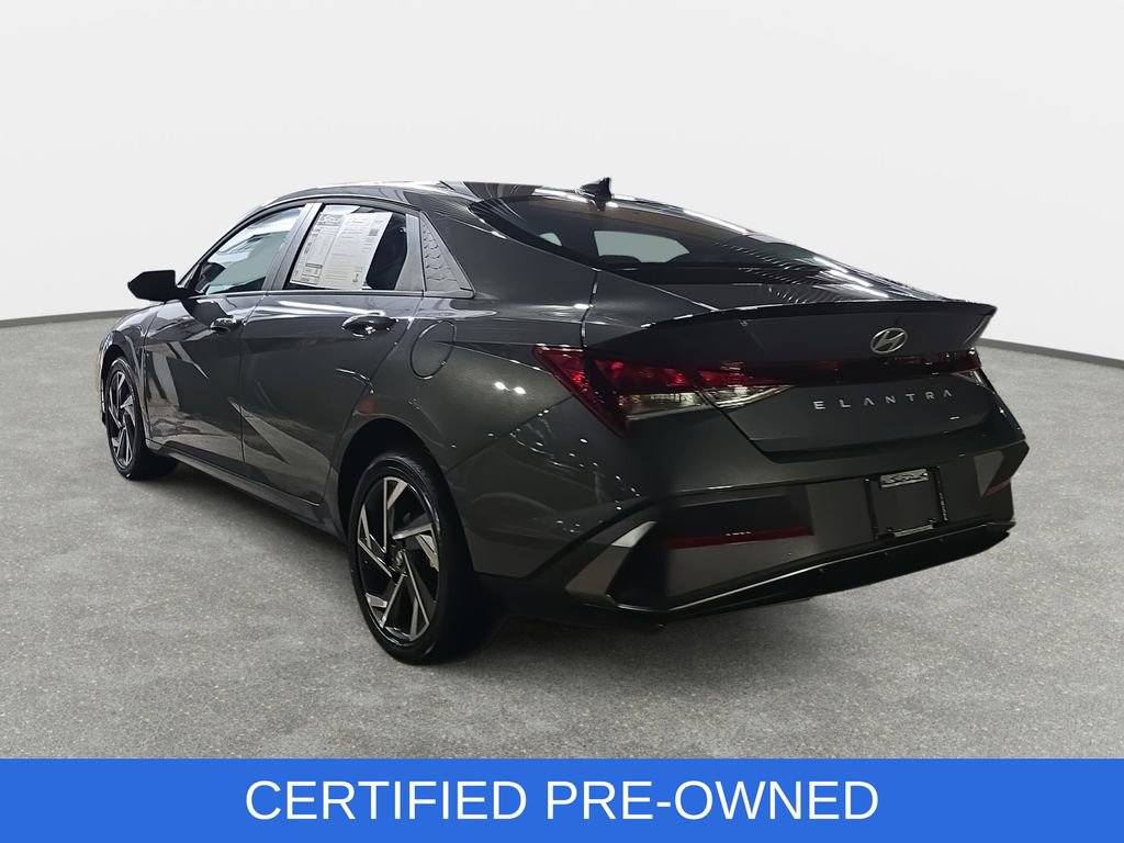 Certified 2025 Hyundai Elantra Sport FWD image 7