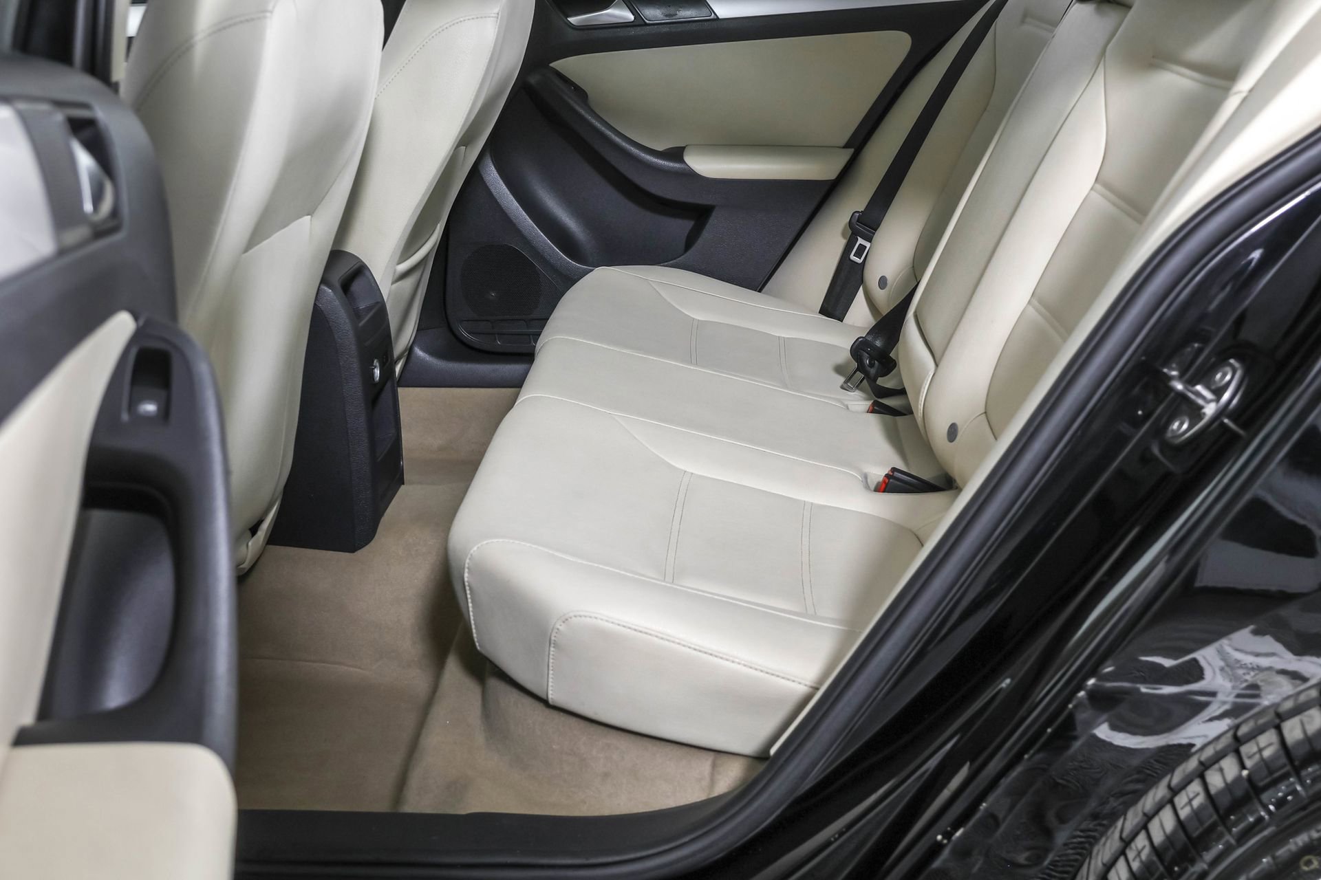 Used 2012 Volkswagen Jetta SEL image 34