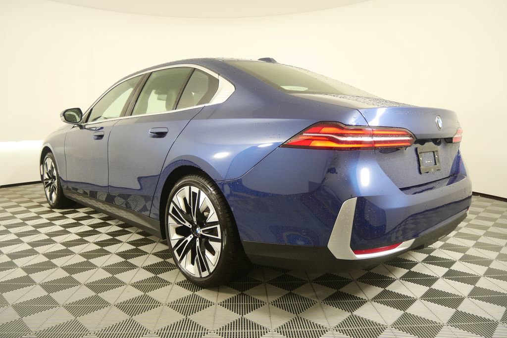 Certified 2025 BMW 530i 530i image 5
