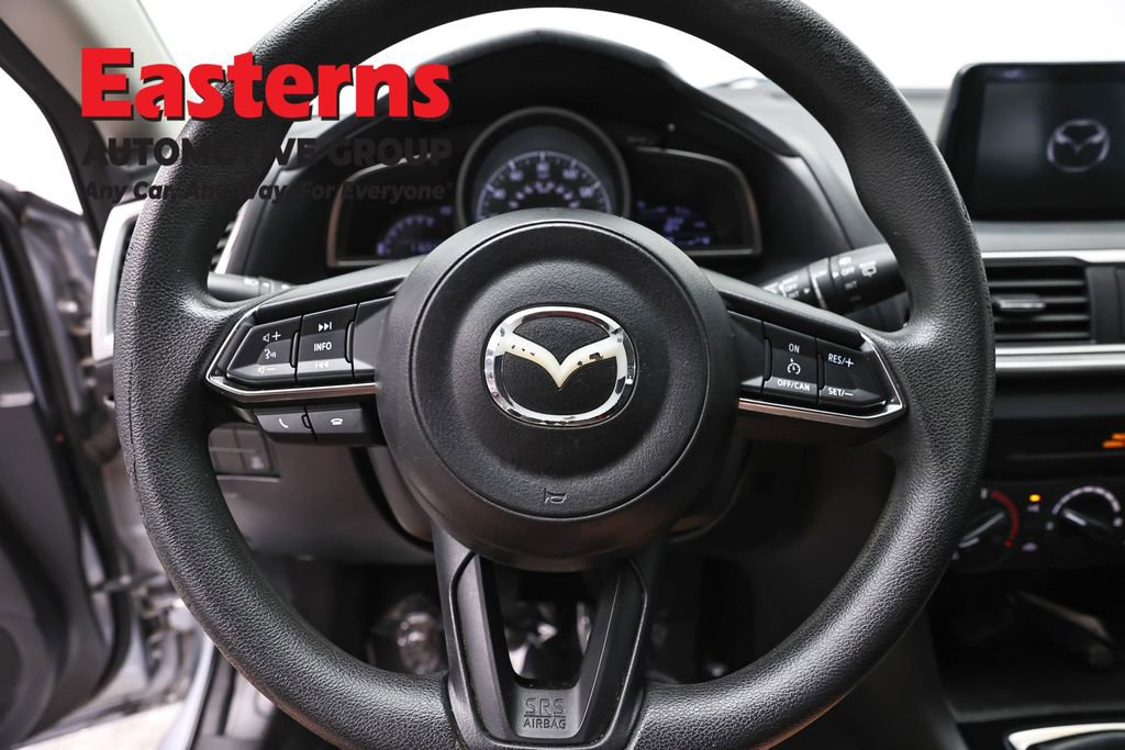 Used 2017 MAZDA MAZDA3 Sport FWD image 10