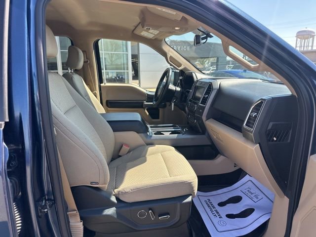 Used 2015 Ford F150 XLT w/ Equipment Group 302A Luxury image 8