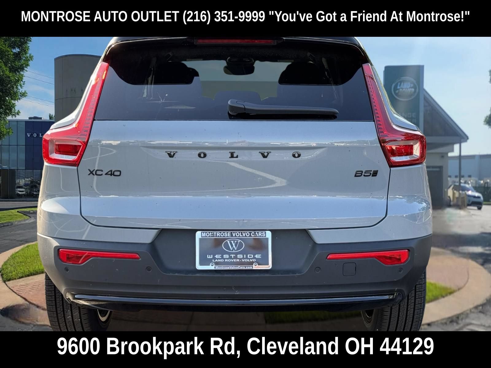 New 2026 Volvo XC40 B5 Ultra w/ Protection Package Premier AWD/4WD image 4