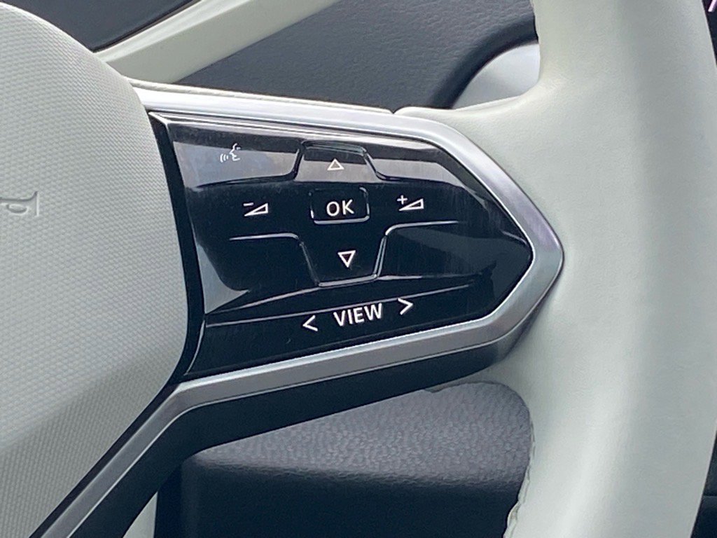 Used 2021 Volkswagen ID.4 1st Edition w/ ID.4 Protection Package image 7