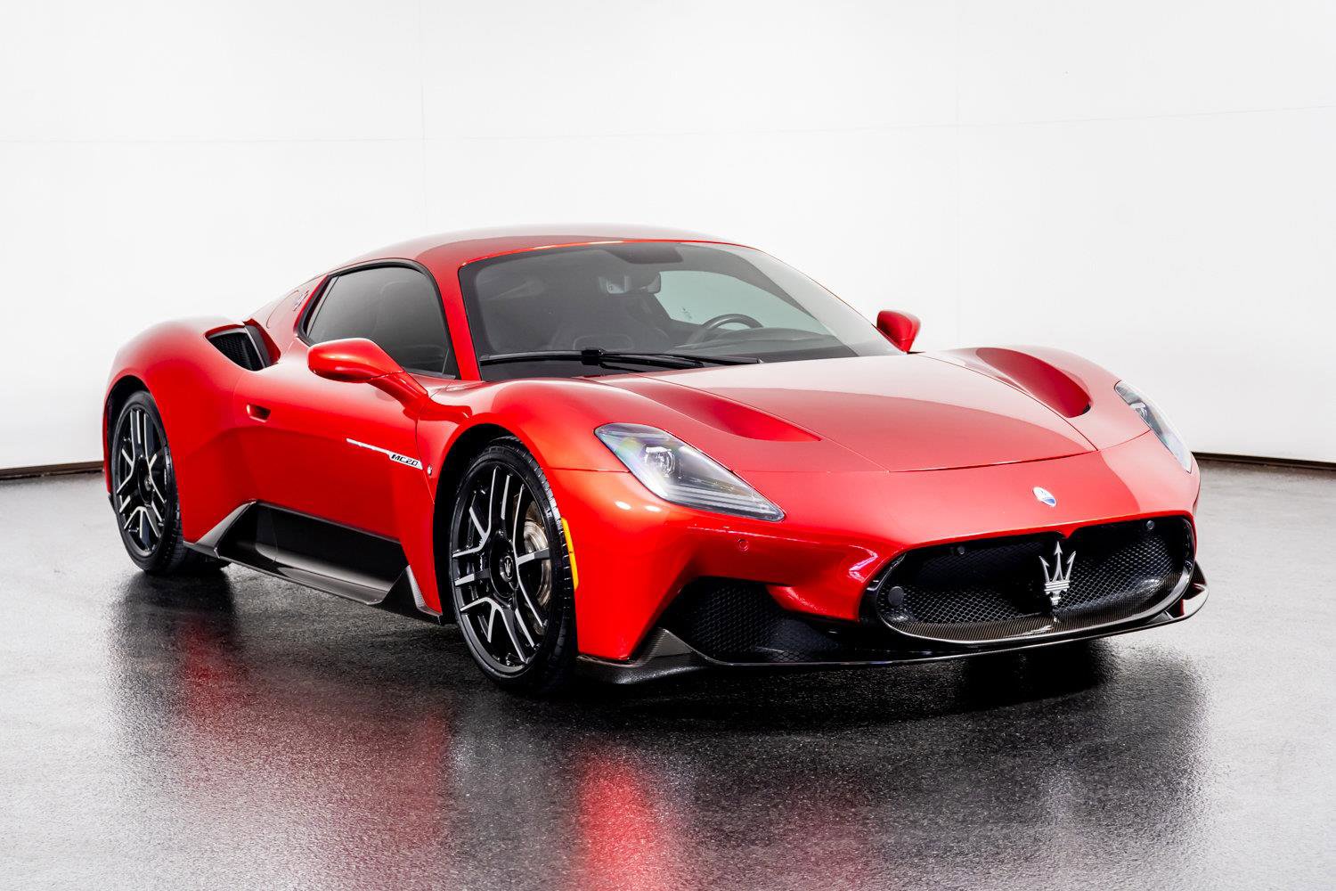 Used 2022 Maserati MC20 Coupe RWD image 4