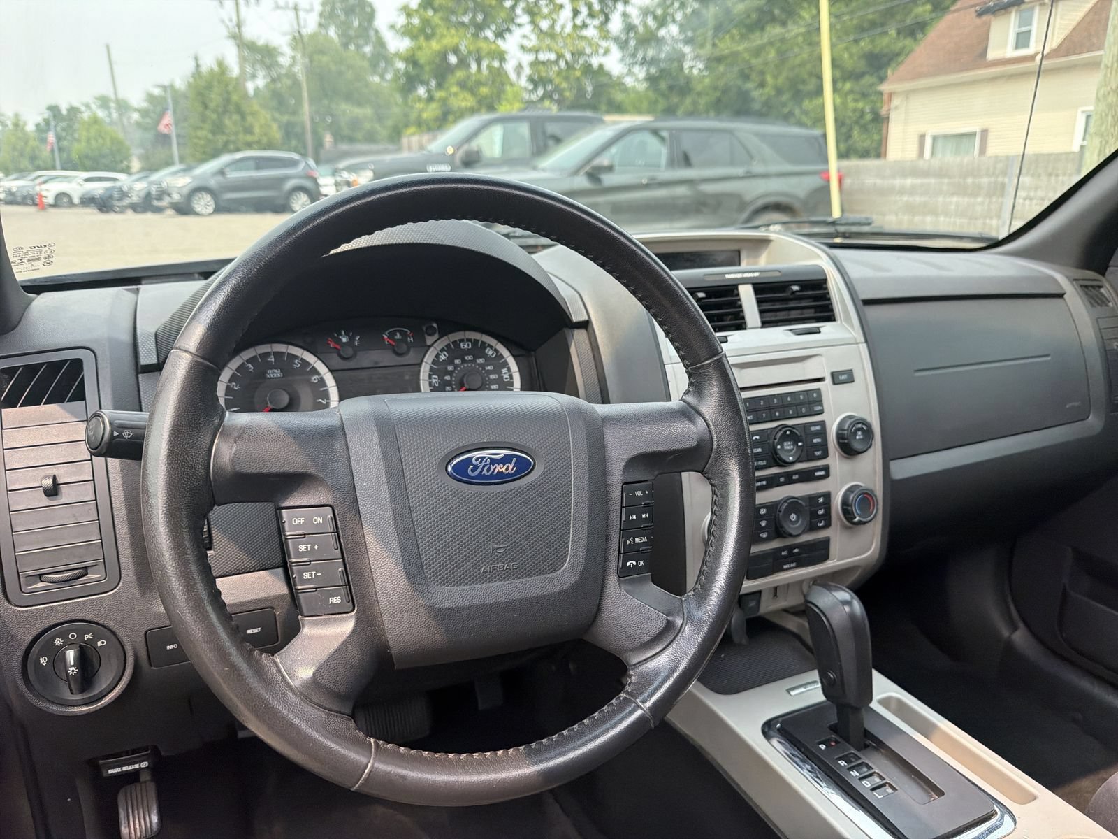 Used 2012 Ford Escape XLT AWD/4WD image 16