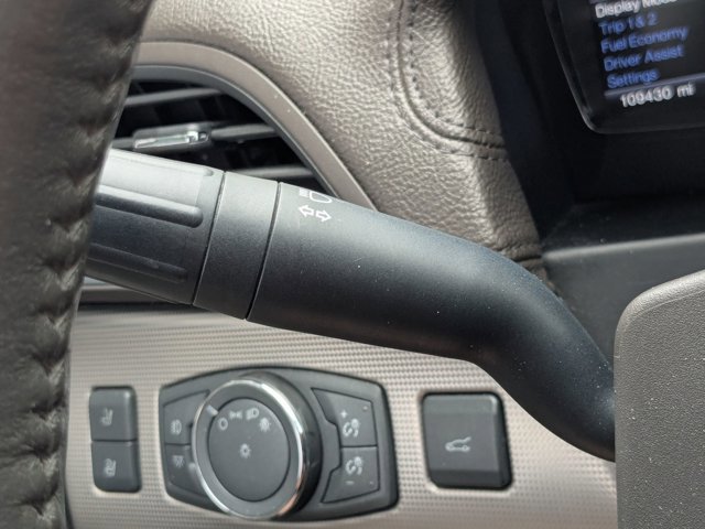 Used 2015 Lincoln MKX FWD w/ Equipment Group 101A image 6