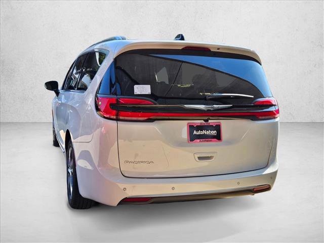 New 2026 Chrysler Pacifica Pinnacle image 9