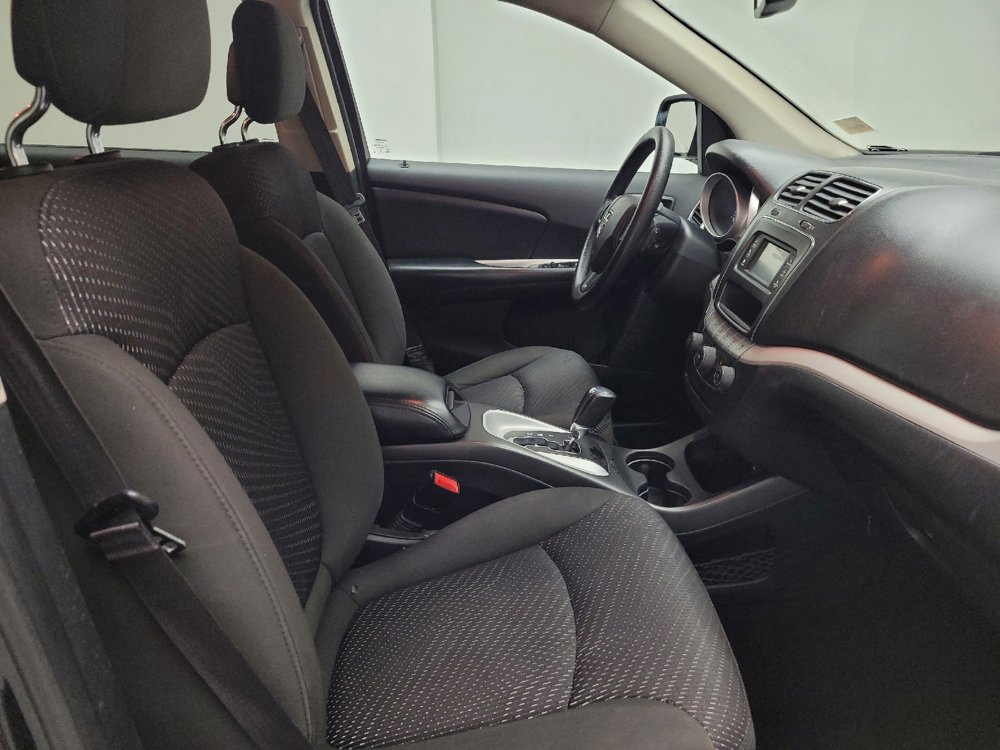 Used 2019 Dodge Journey SE w/ Blacktop Package FWD image 21