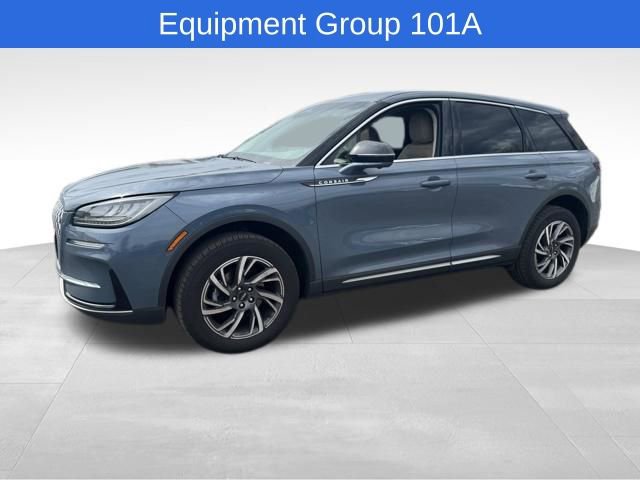 Used 2023 Lincoln Corsair AWD w/ Equipment Group 101A image 4