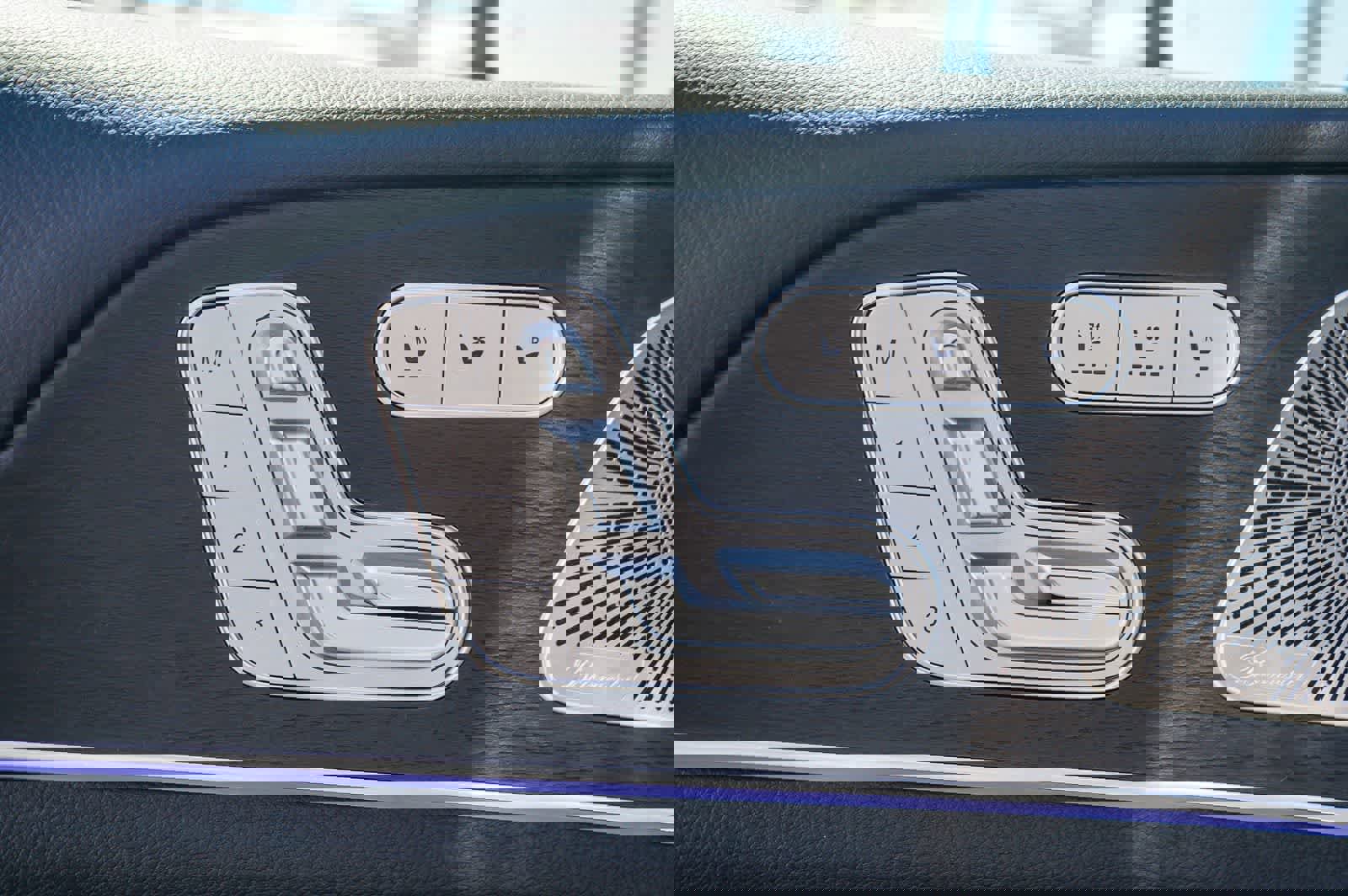 Used 2025 Mercedes-Benz GLE 350 4MATIC image 18