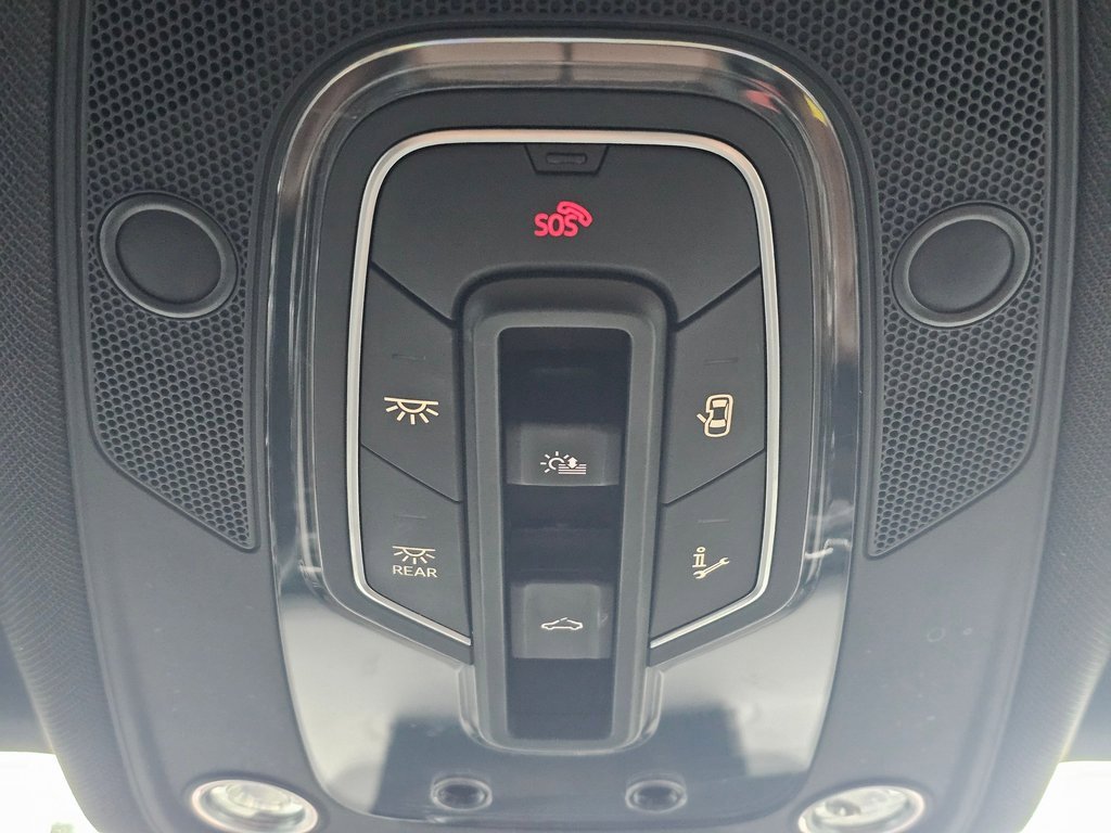 Used 2018 Audi Q7 3.0T Prestige image 18