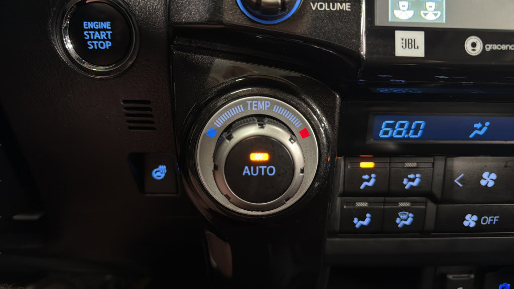 Used 2023 Toyota 4Runner TRD Pro AWD/4WD image 32