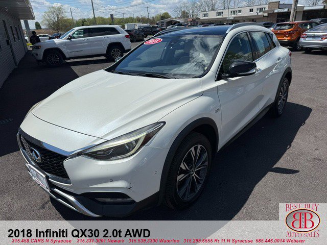 Used 2018 INFINITI QX30 Premium w/ Navigation Package AWD/4WD image 32