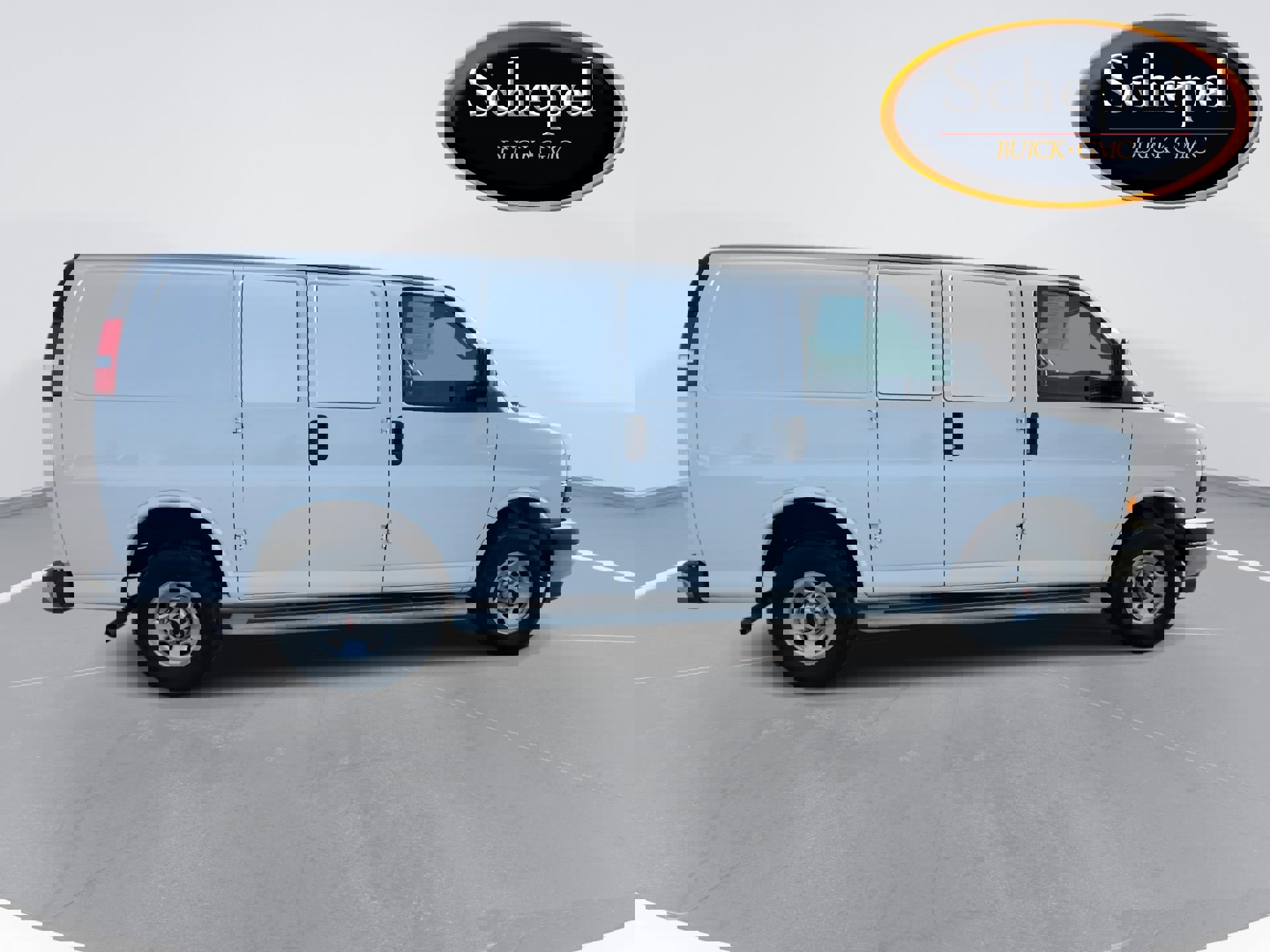 Used 2024 GMC Savana 2500 w/ Driver Convenience Package image 9