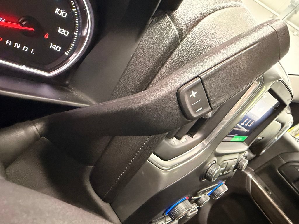 Used 2019 Chevrolet Silverado 1500 RST AWD/4WD image 39