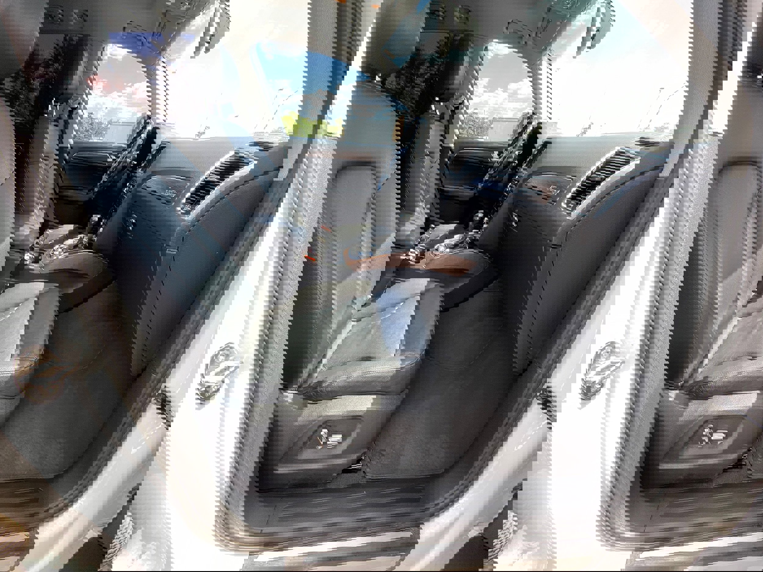 Used 2016 Audi Q5 2.0T Premium Plus w/ Technology Package image 23