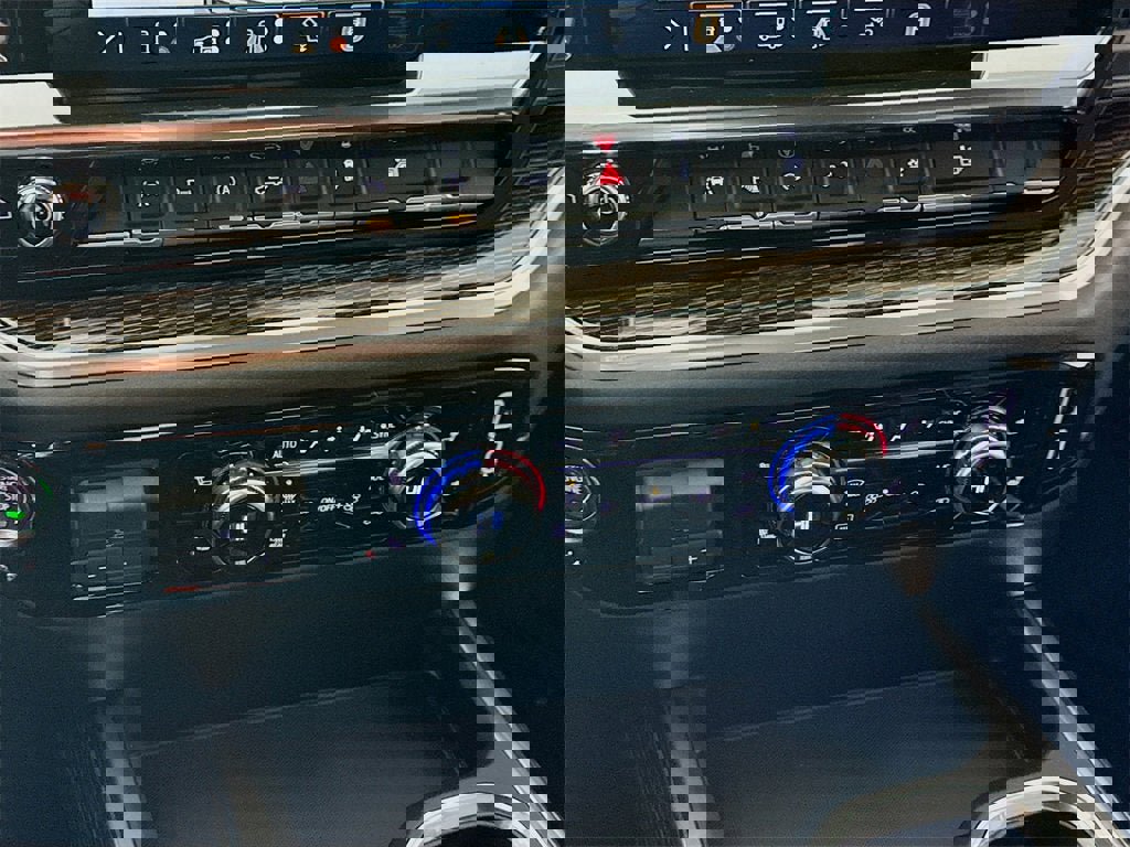 New 2026 GMC Sierra 1500 Elevation w/ Elevation Premium Package image 11