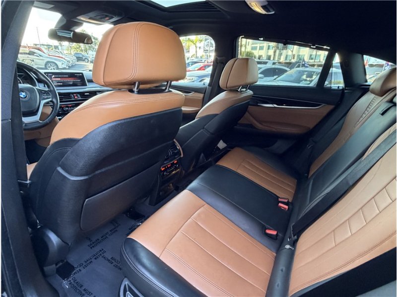 Used 2017 BMW X6 xDrive50i AWD/4WD image 22