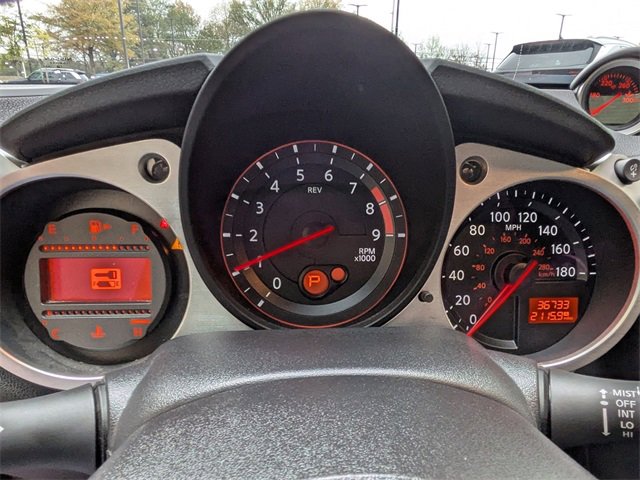 Used 2019 Nissan 370Z Roadster image 11