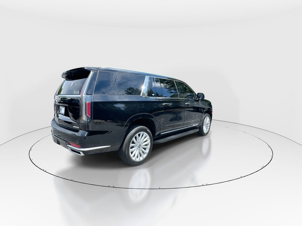 Used 2024 Cadillac Escalade ESV Luxury AWD/4WD image 8